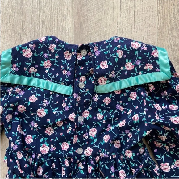 Vintage Polly Flinders Navy Blue Floral Hand Smocked Dress Sz 6 - Picture 12 of 13